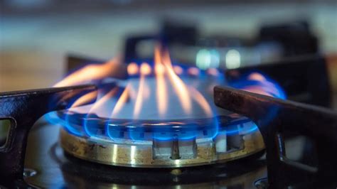 oxygen use and gas stoves